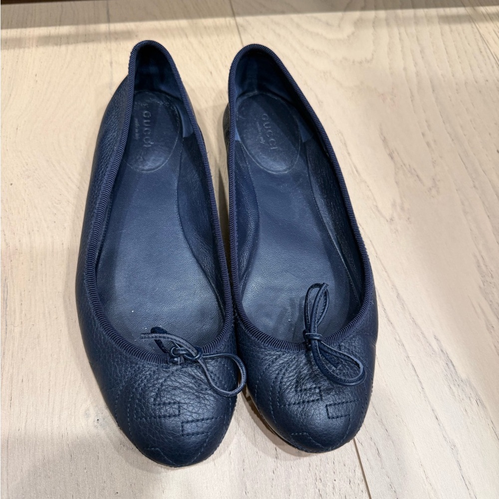 Gucci flats